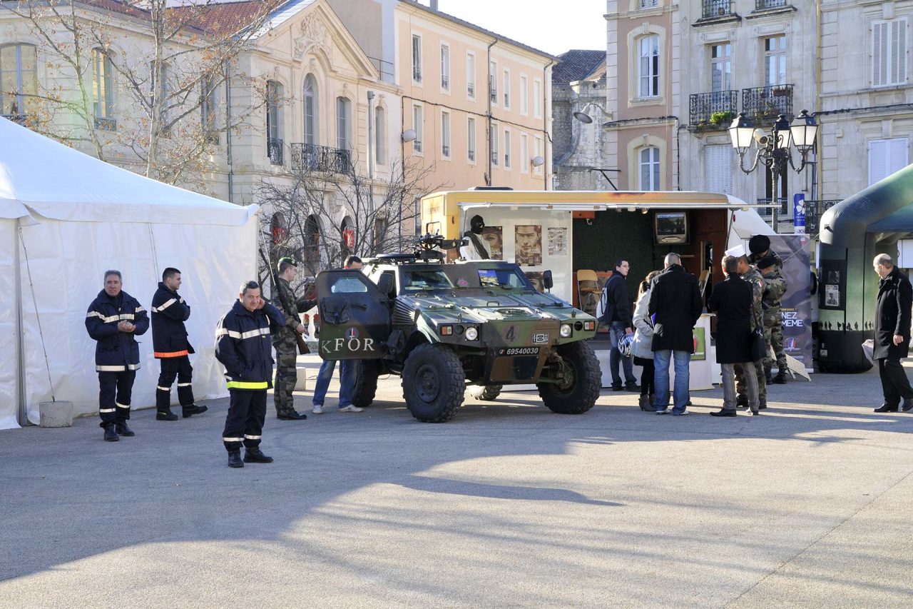 Vie quotidienne - Travailler - Carrières militaires