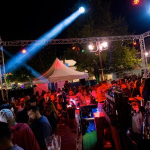 Animations dans les rues. Peñas, bodegas et Paquito cévenol ont animé 5 jours de Feria.