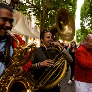 Animations dans les rues. Peñas, bodegas et Paquito cévenol ont animé 5 jours de Feria.