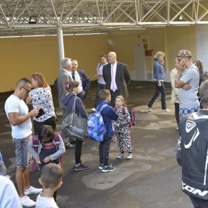 À Mistral, en travaux durant deux ans, les enfants ont découvert une école entièrement rénovée.