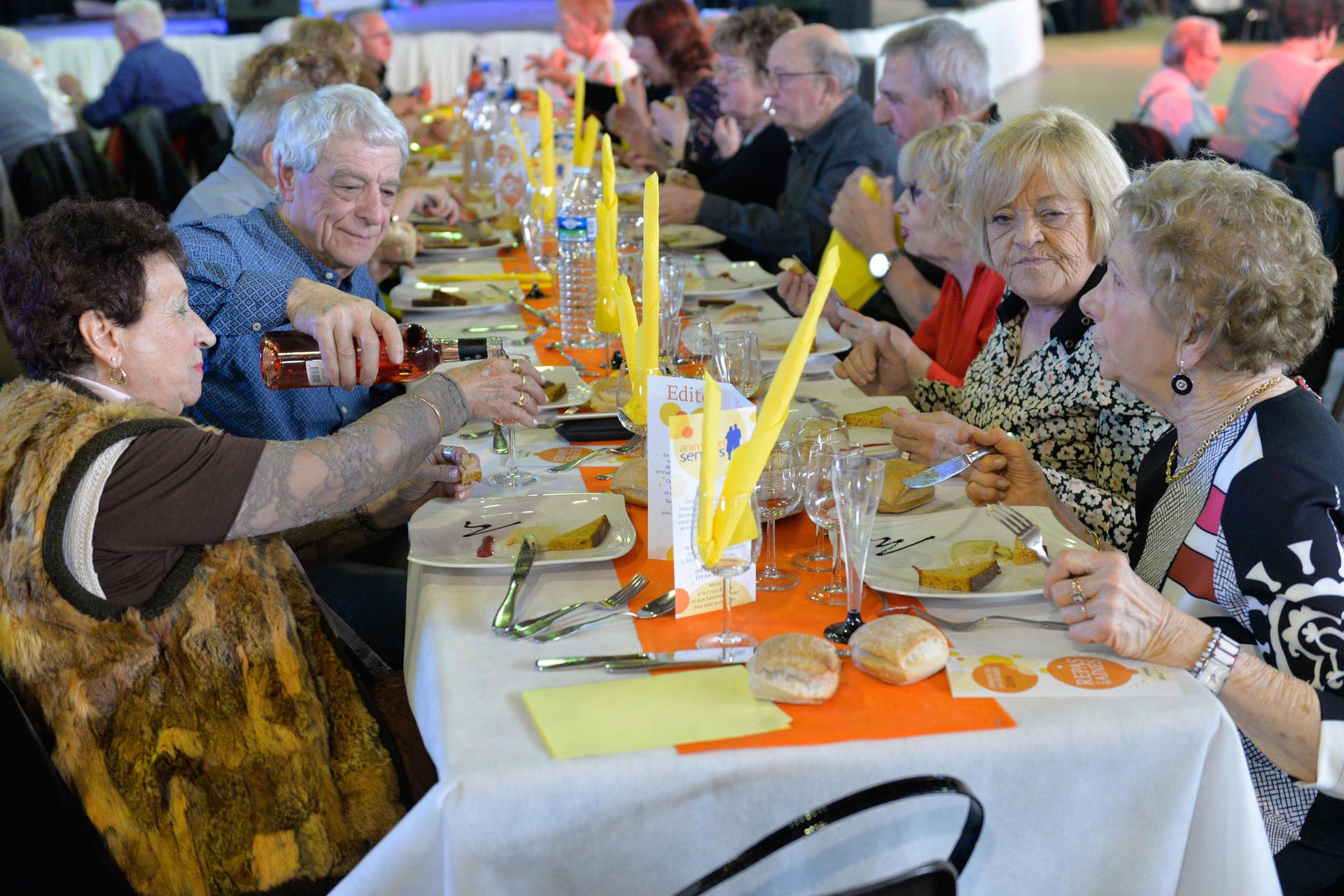 Repas des aînés : quelque 2 000 seniors à la fête