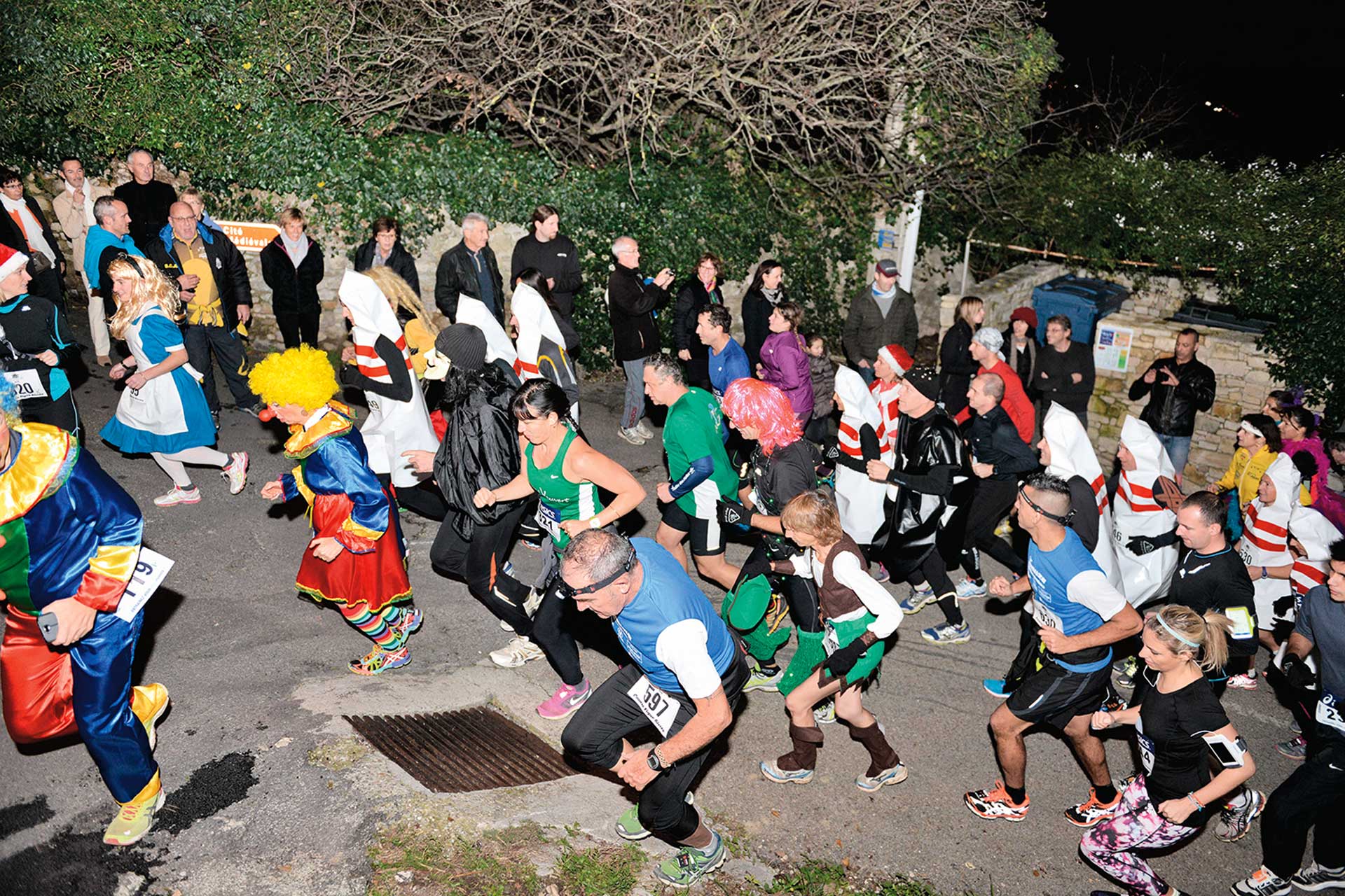La Figue Givrée, à Vézénobres, est l’une des courses qui illustrent le mieux l’esprit convivial du challenge Alès Agglo des courses à pied sur route.