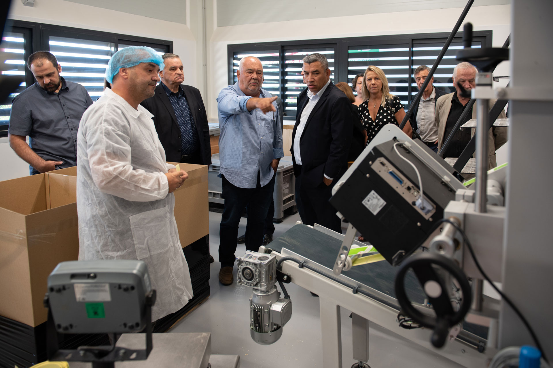 Michel d’Ozenay a guidé les invités du Café-croissance dans les ateliers de son entreprise, Senfas.