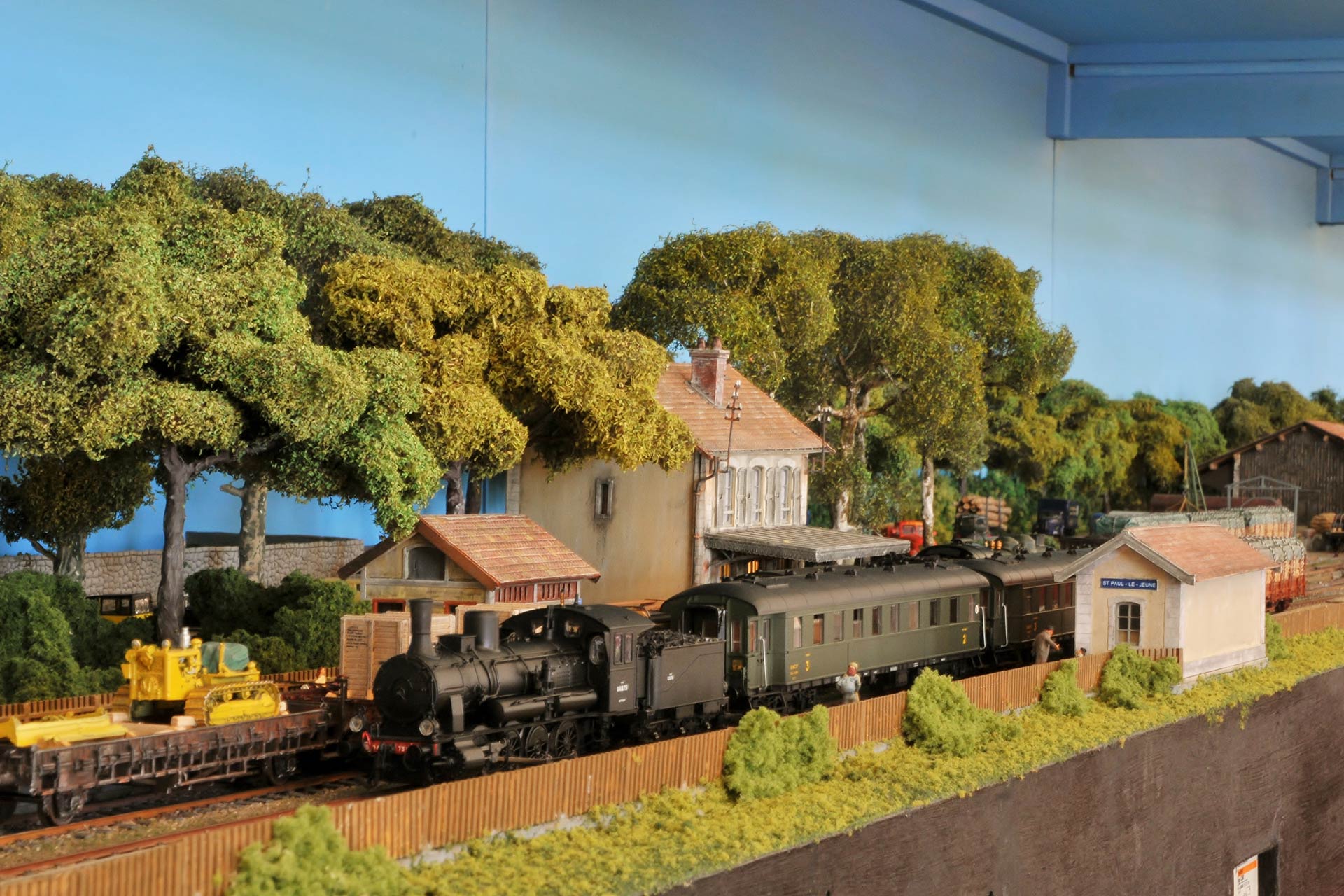 D’impressionnantes maquettes qui font jusqu’à 15 mètres de long seront exposées aux halles de Bruèges.